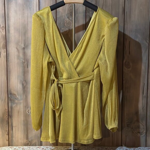 Torrid Knit Glitter Lurex Surplice Peplum Top Size 2 - Picture 4 of 10